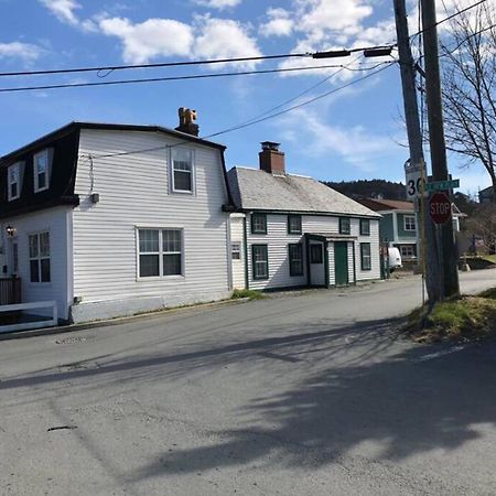 Unique Stay! Converted Church In Idyllic Location St. John's Exterior photo